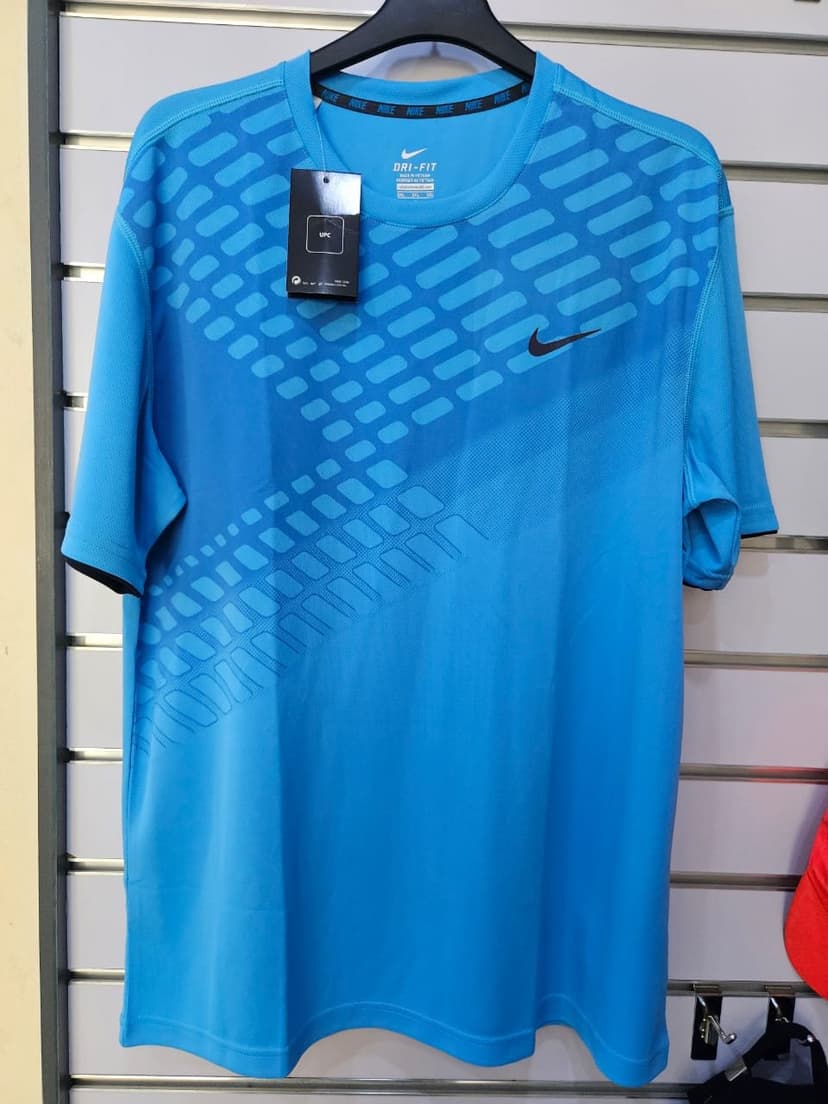 Male essential Gym Top